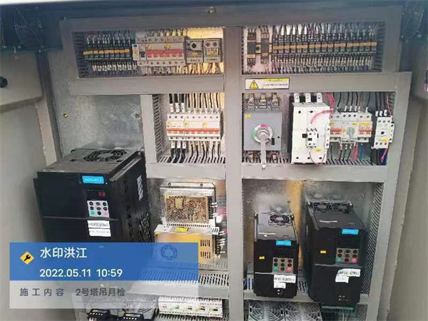 水映洪江項目-塔吊、電梯月檢